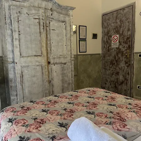 Maison Indipendenza Konukevi Roma